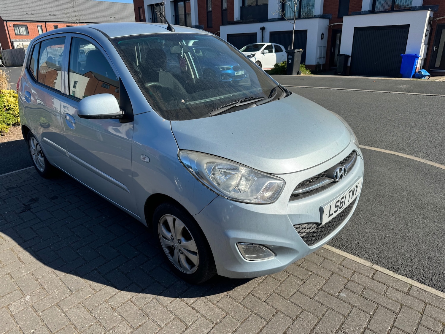 Used Hyundai i10 2011 for sale - 76427850: Photo 12