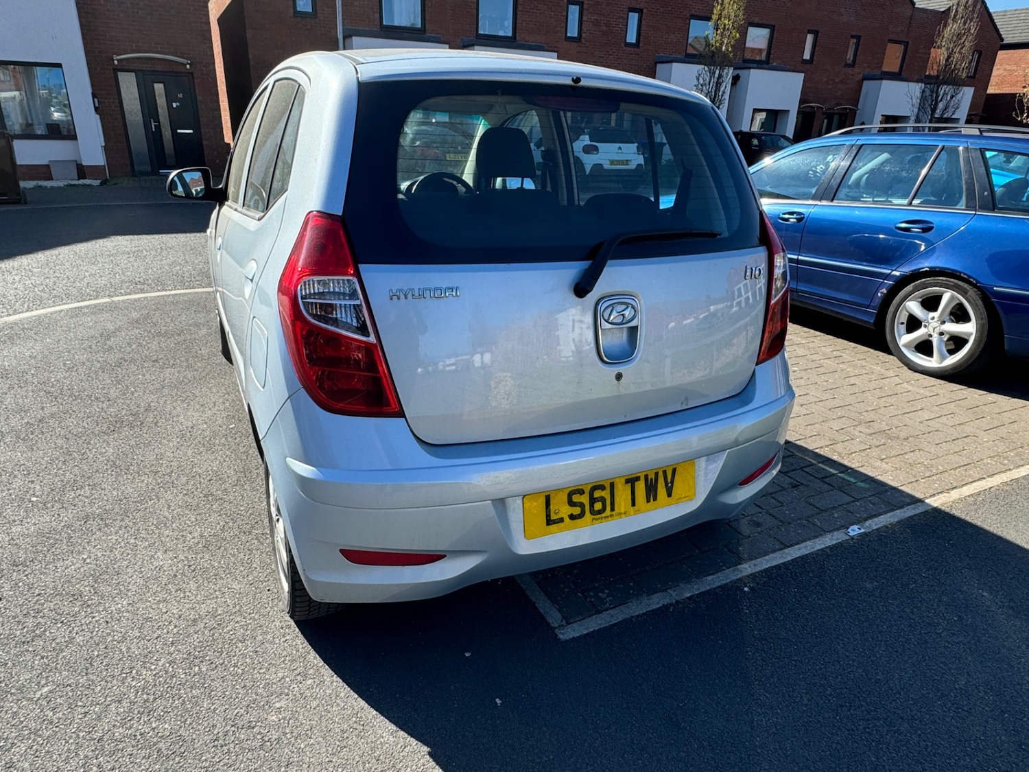 Used Hyundai i10 2011 for sale - 76427850: Photo 5