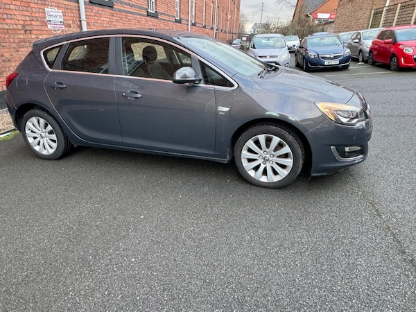 Used Vauxhall Astra 2012 for sale - 73705943: Photo 18