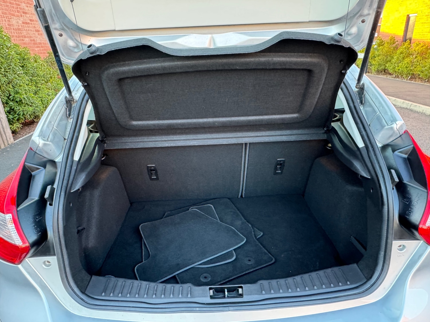 Used Ford Focus 2014 for sale - 76427867: Photo 14