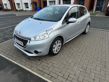 Peugeot 208 feature image