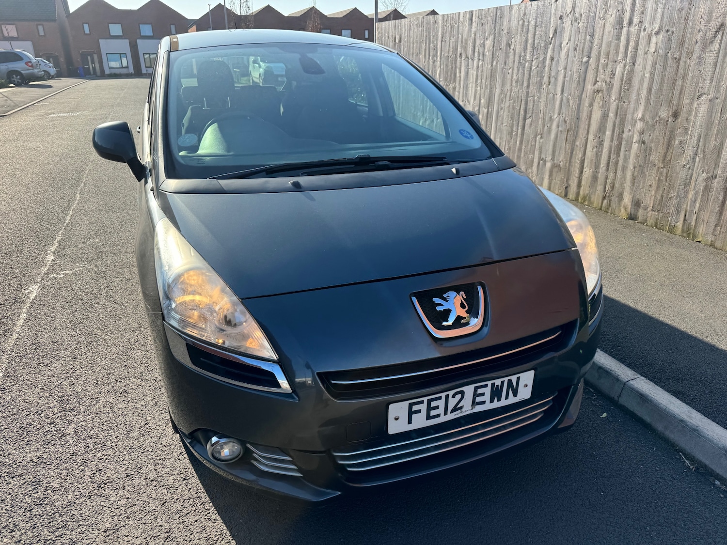 Used Peugeot 5008 2012 for sale - 77159637: Photo 11