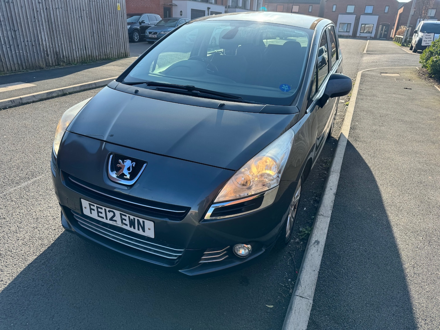 Used Peugeot 5008 2012 for sale - 77159637: Photo 13