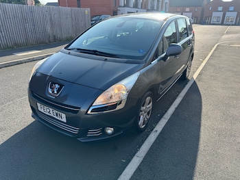 2012 (12) - 1.6 HDi 112 Active II 5dr