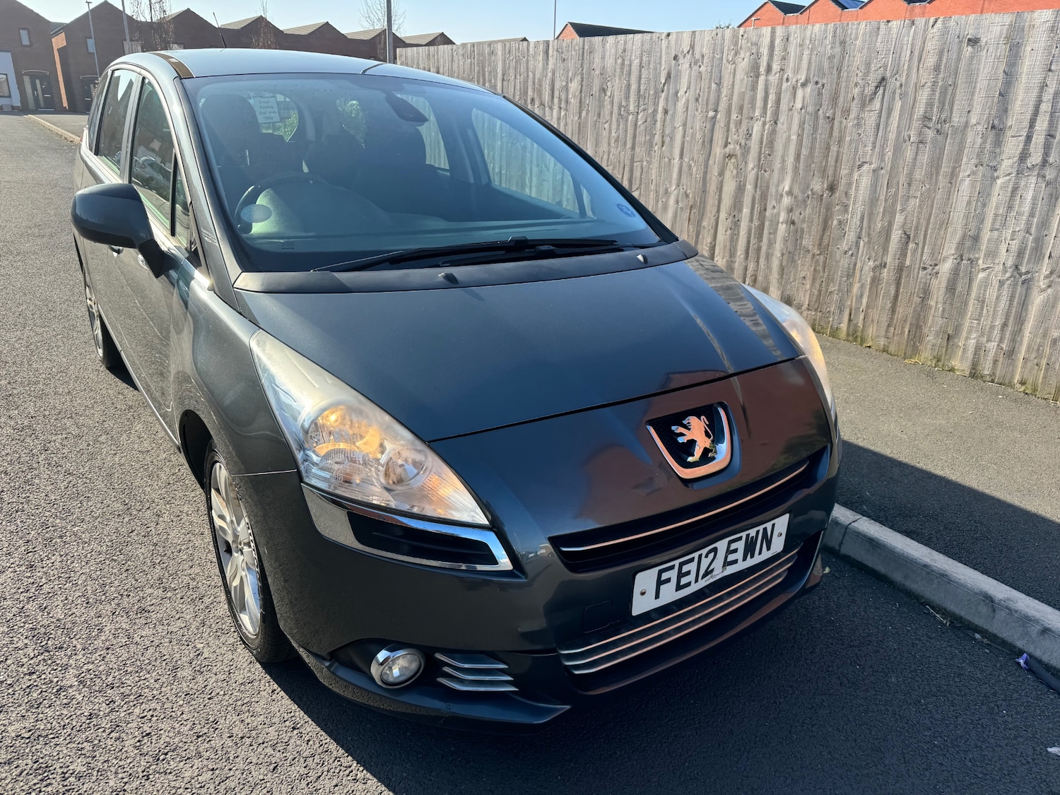 Used Peugeot 5008 2012 for sale - 77159637: Photo 9