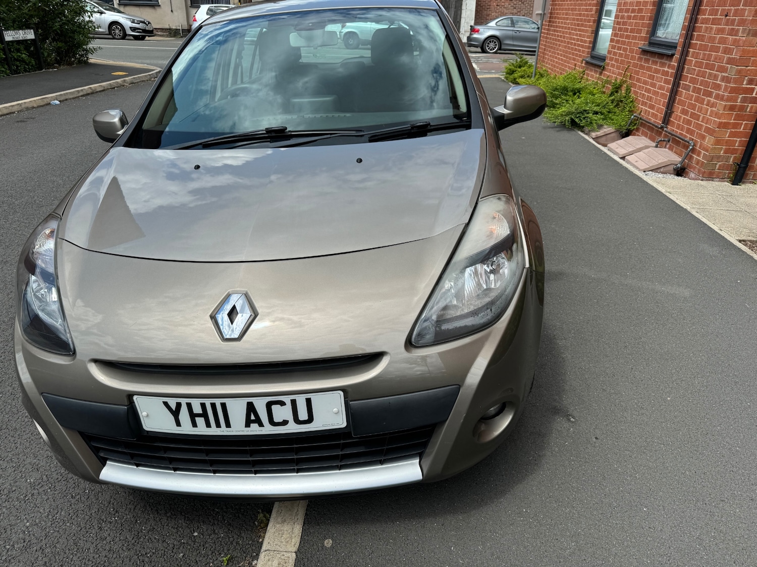 Used Renault Clio 2011 for sale - 76696258: Photo 3