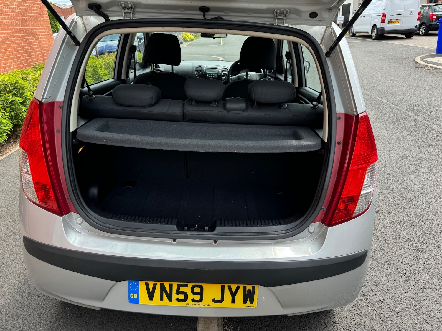 Used Hyundai i10 2009 for sale - 76669217: Photo 13