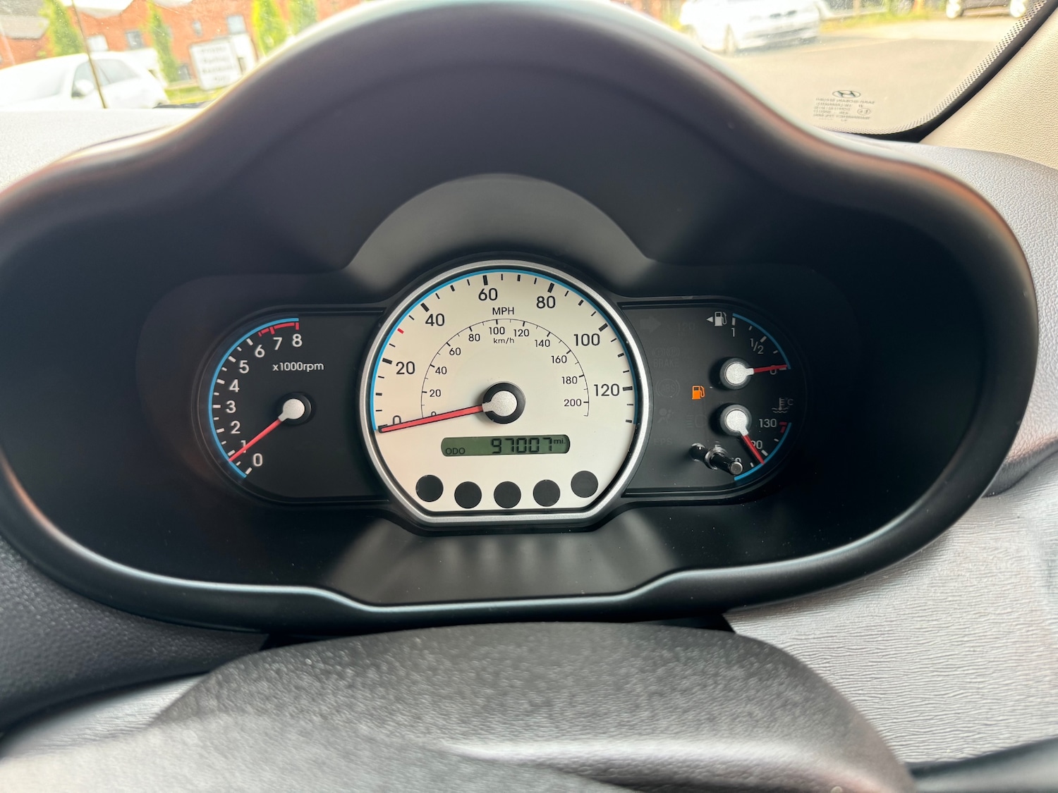 Used Hyundai i10 2009 for sale - 76669217: Photo 2