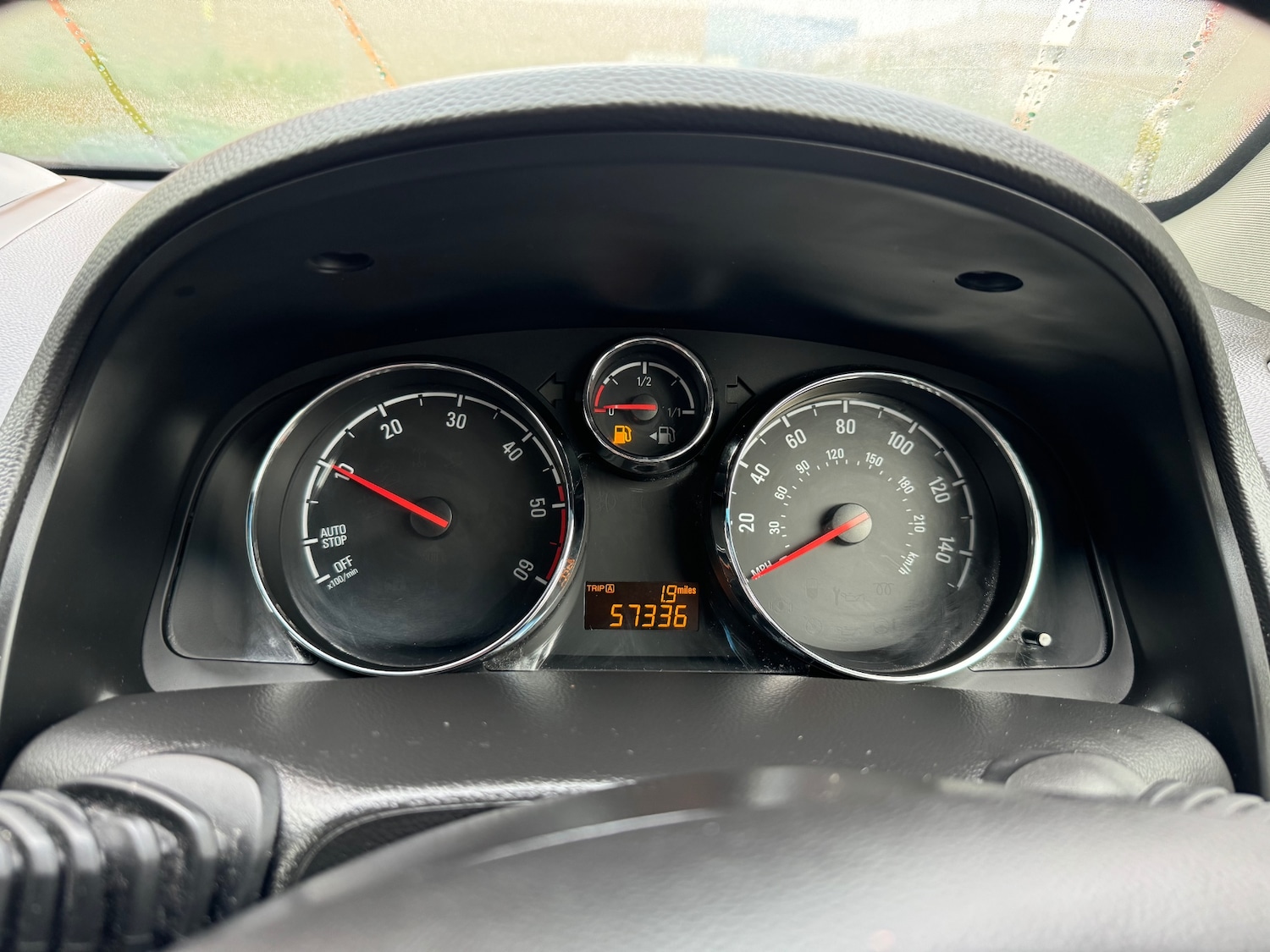 Used Vauxhall Antara 2013 for sale - 77398216: Photo 2