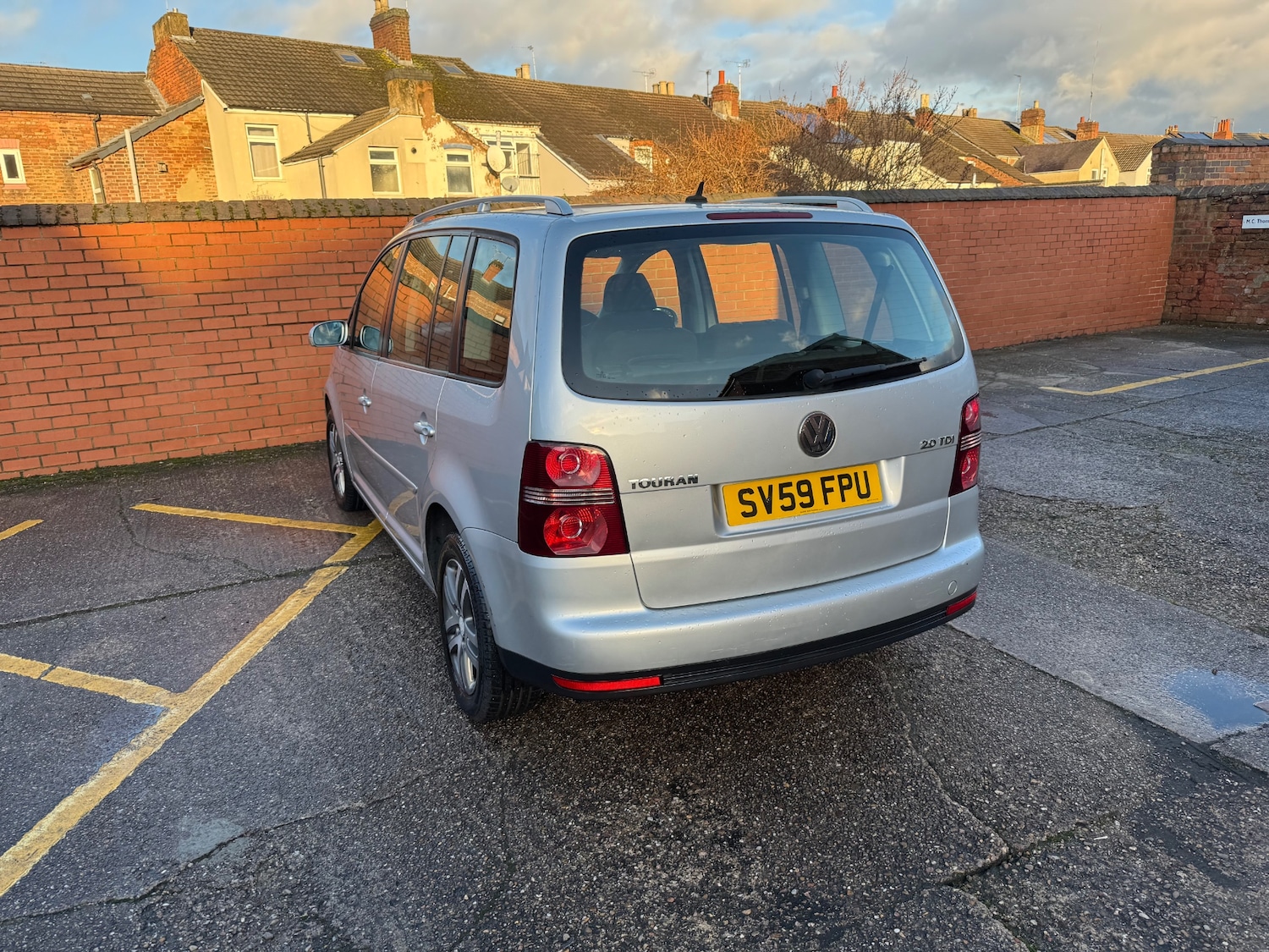 Used Volkswagen Touran 2009 for sale - 77450610: Photo 5