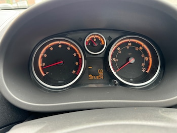 Used Vauxhall Corsa 2014 for sale - 76426808: Photo