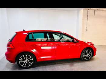 Used Volkswagen Golf 2015 for sale - 74760610: Photo