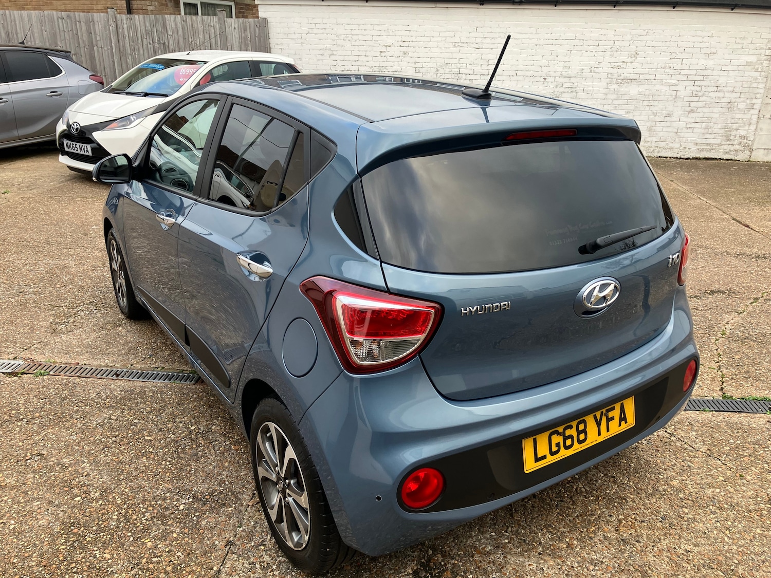 Used Hyundai i10 2018 for sale - 76526926: Photo 3