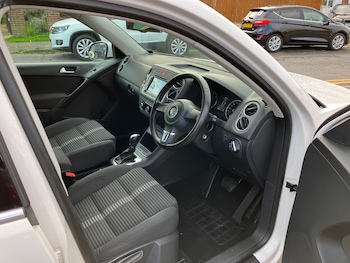 Used Volkswagen Tiguan 2011 for sale - 76520289: Photo