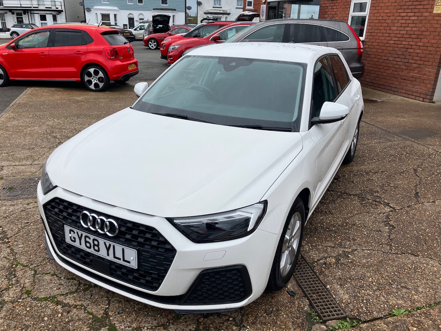 Used Audi A1 2018 for sale - 76697864: Photo 5