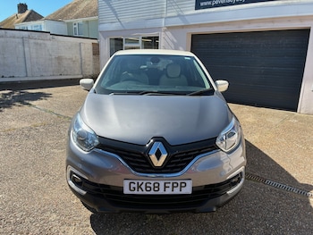 Used Renault Captur 2018 for sale - 78815117: Photo