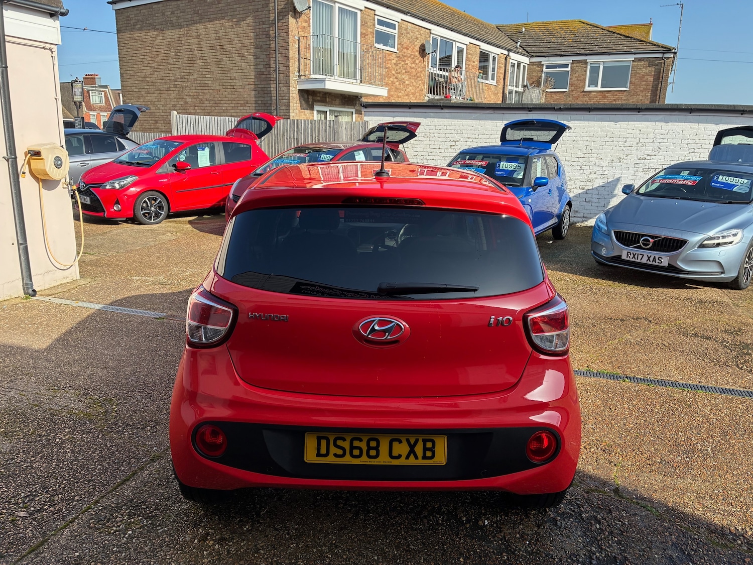 Used Hyundai i10 2018 for sale - 77662618: Photo 3