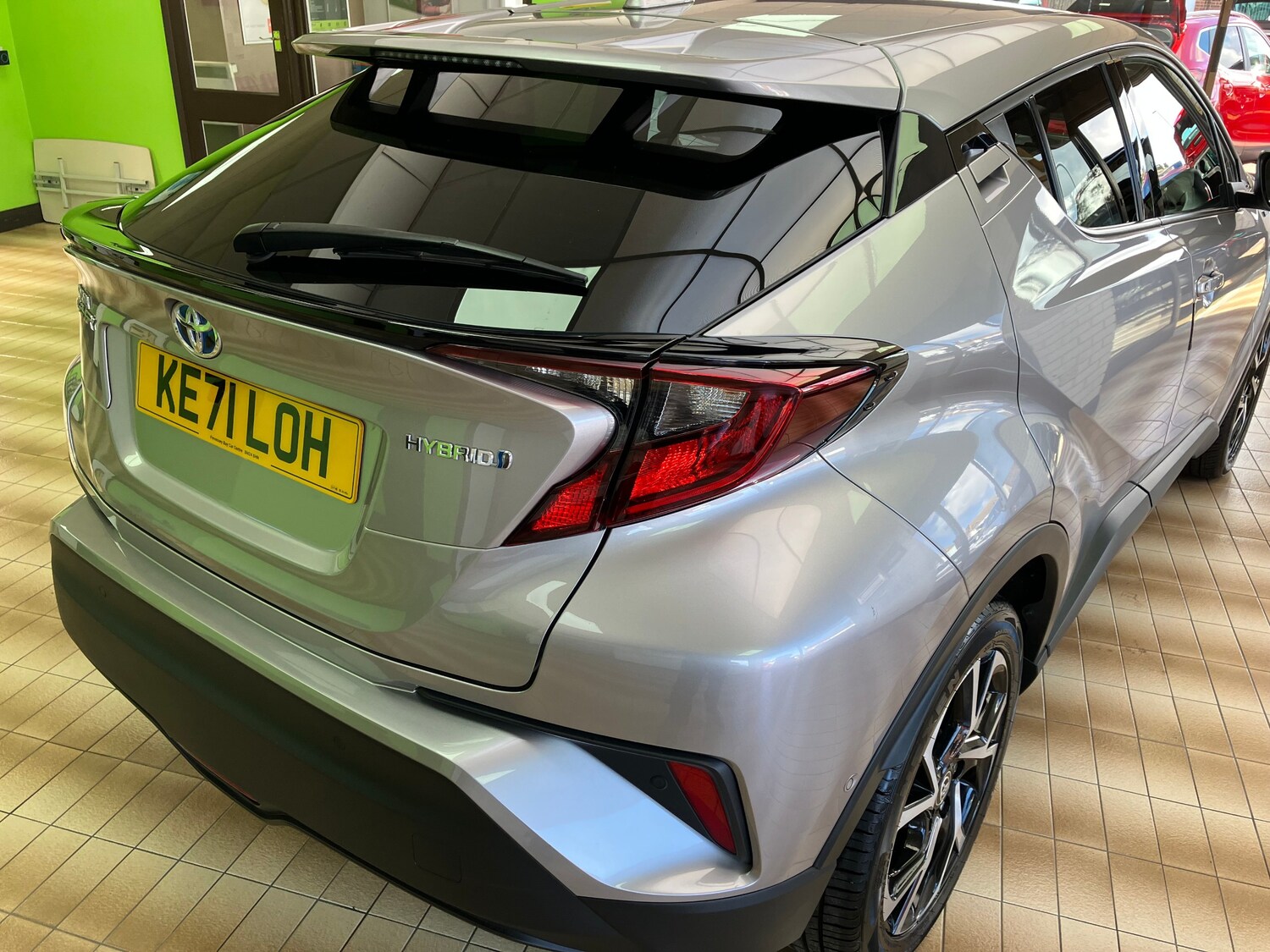 Used Toyota C-HR 2021 for sale - 76357789: Photo 12