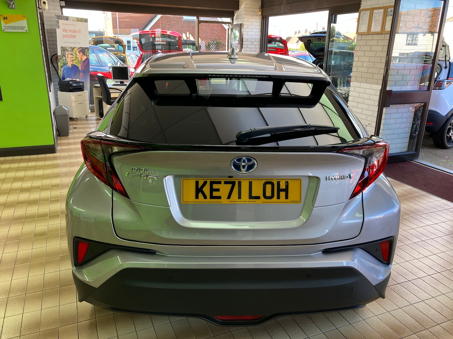 Used Toyota C-HR 2021 for sale - 76357789: Photo 8