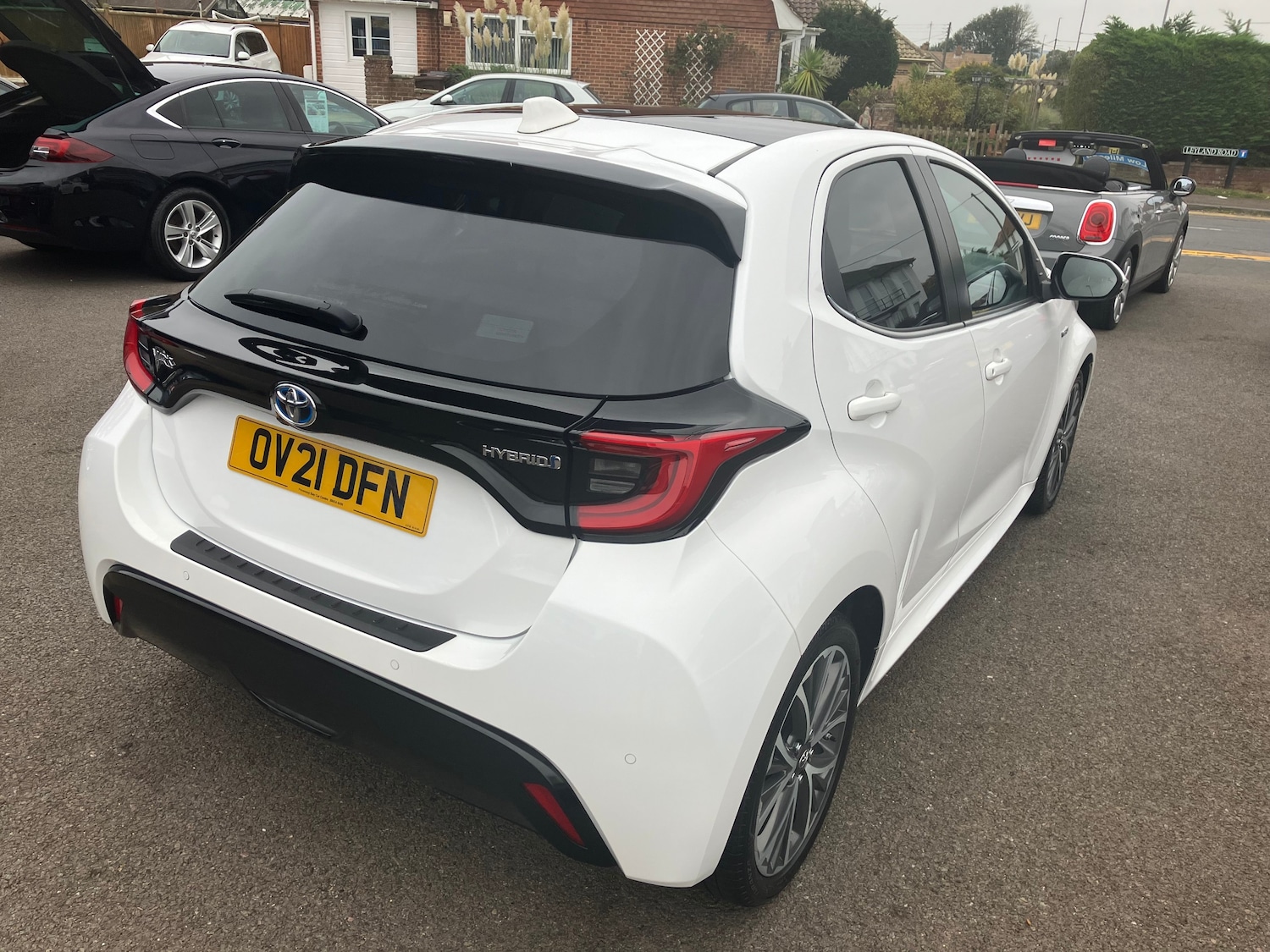 Used Toyota Yaris 2021 for sale - 76232348: Photo 11