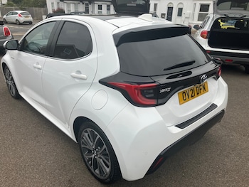Used Toyota Yaris 2021 for sale - 76232348: Photo
