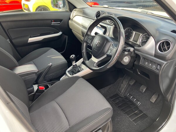 Used Suzuki Vitara 2017 for sale - 76023868: Photo 2
