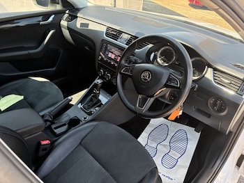 Used Skoda Octavia 2020 for sale - 79301618: Photo