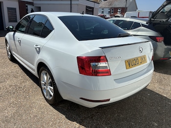 Used Skoda Octavia 2020 for sale - 79301618: Photo