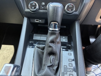 Used Skoda Octavia 2020 for sale - 79301618: Photo