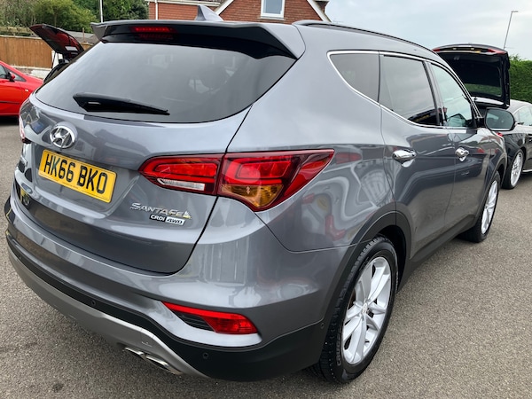 Used Hyundai Santa Fe 2016 for sale - 75713641: Photo 10