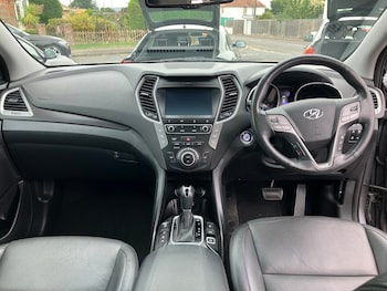 Used Hyundai Santa Fe 2016 for sale - 75713641: Photo