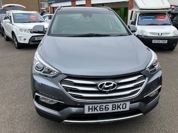Used Hyundai Santa Fe 2016 for sale - 75713641: Photo