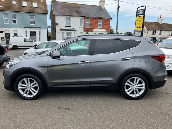 Used Hyundai Santa Fe 2016 for sale - 75713641: Photo 6
