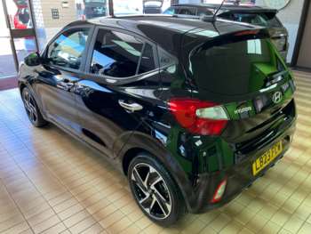 Used Hyundai i10 2023 for sale - 74950537: Photo