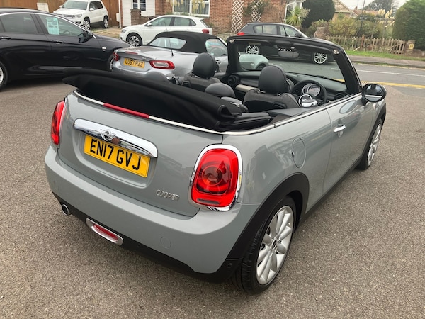 Used MINI Convertible 2017 for sale - 76232323: Photo 11