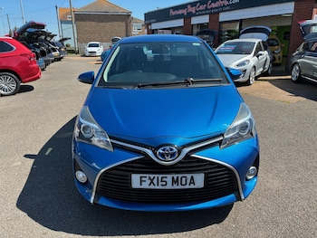 Used Toyota Yaris 2015 for sale - 78726755: Photo