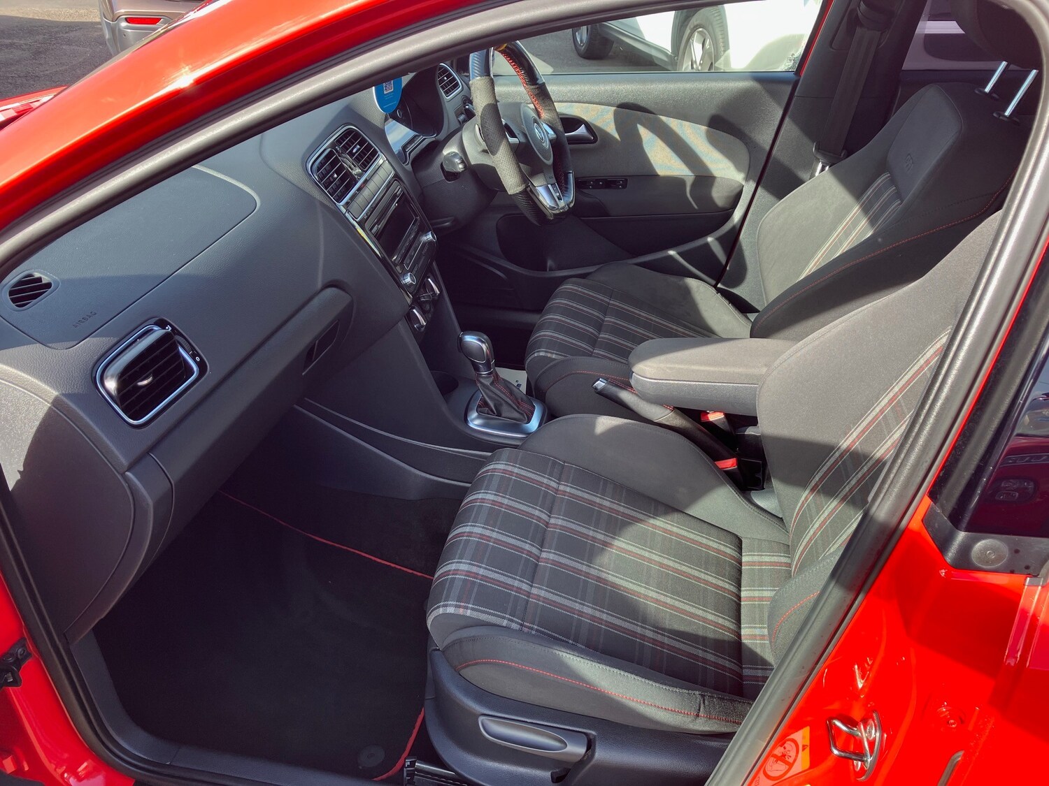 Used Volkswagen Polo for sale - 76334586: Photo 6