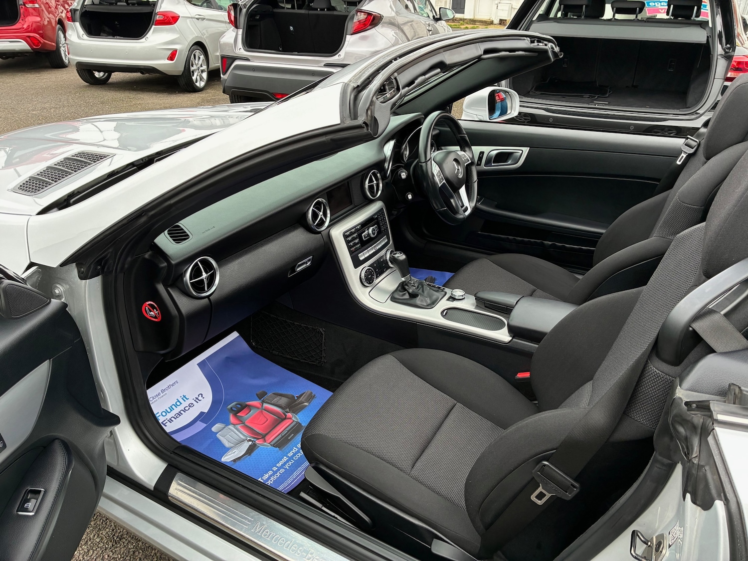 Used Mercedes-Benz SLK 2014 for sale - 77916261: Photo 6