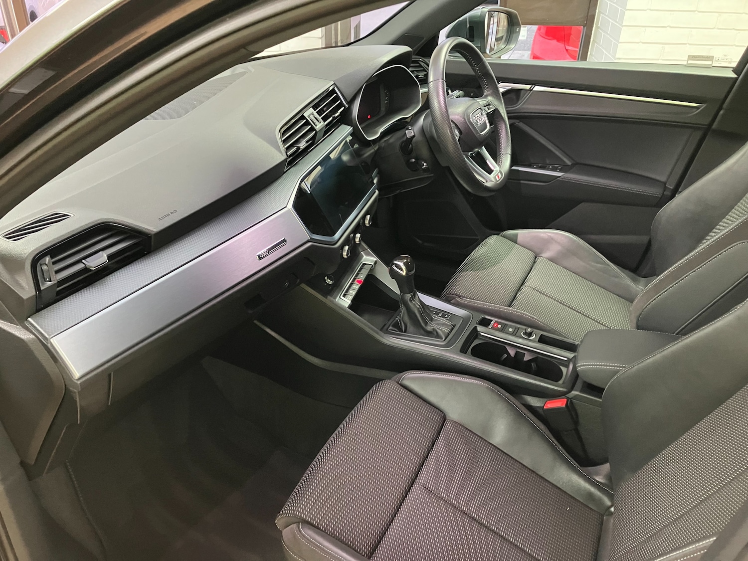 Used Audi Q3 2019 for sale - 76405834: Photo 6