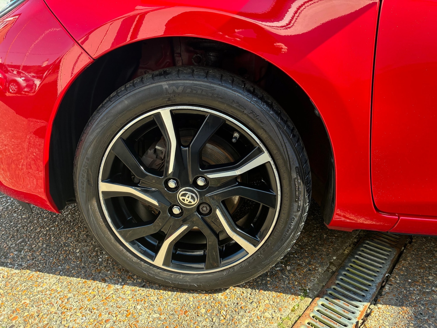 Used Toyota Yaris 2016 for sale - 78064986: Photo 12