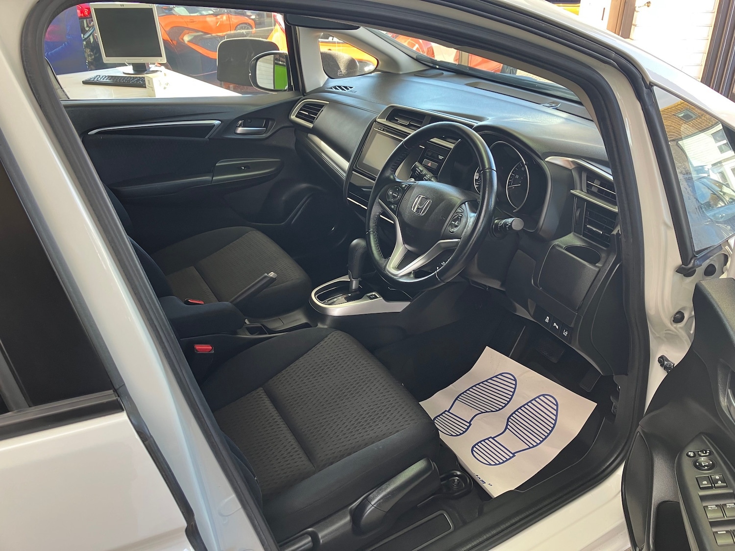 Used Honda Jazz 2019 for sale - 77565490: Photo 2