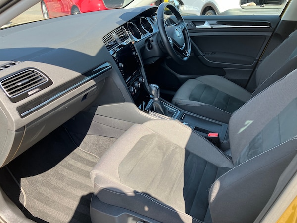 Used Volkswagen Golf 2018 for sale - 74897063: Photo 6