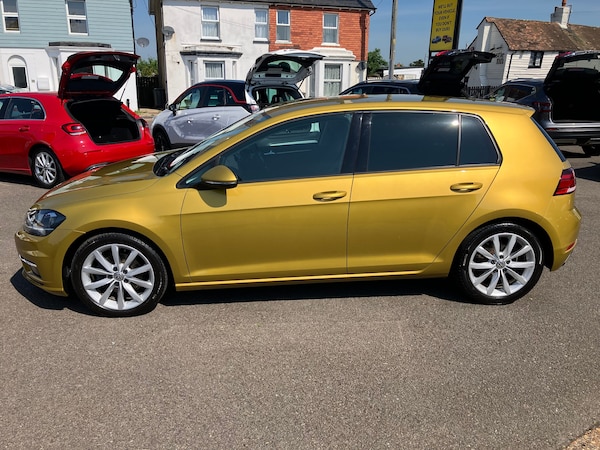 Used Volkswagen Golf 2018 for sale - 74897063: Photo 8