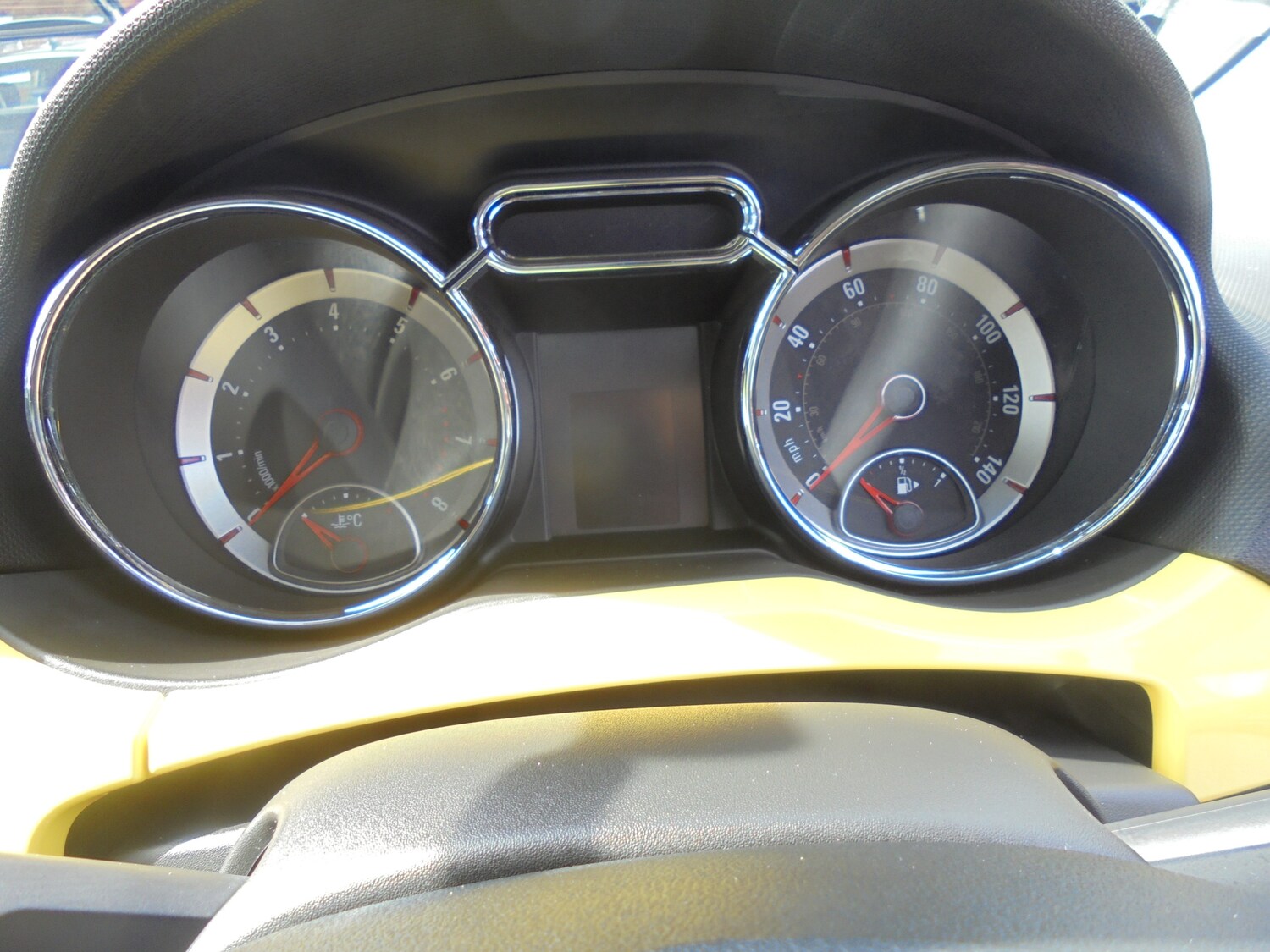 Used Vauxhall ADAM 2013 for sale - 76604296: Photo 12