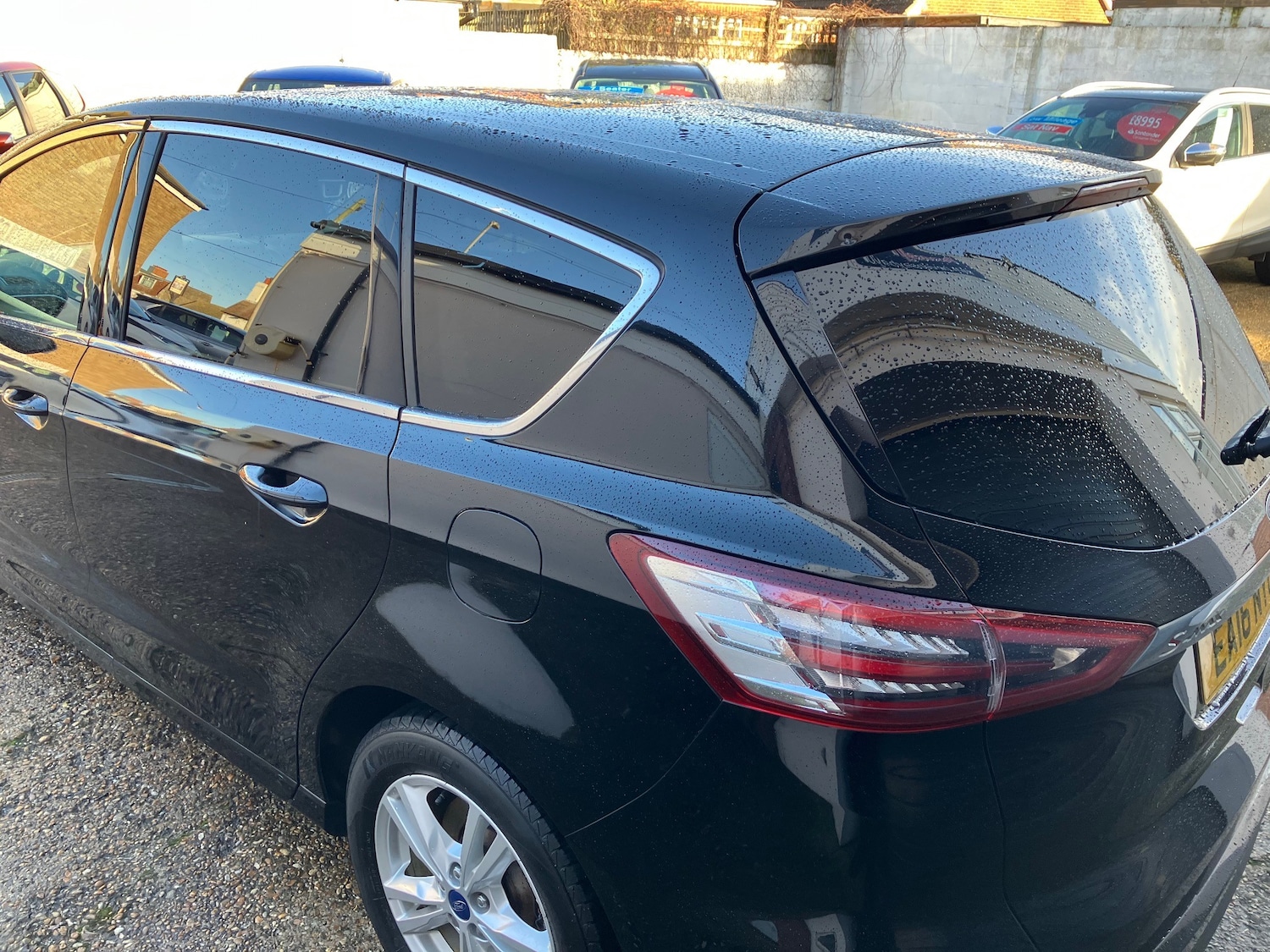 Used Ford S-Max 2016 for sale - 76909288: Photo 3