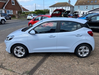 Used Hyundai i10 2020 for sale - 75700736: Photo