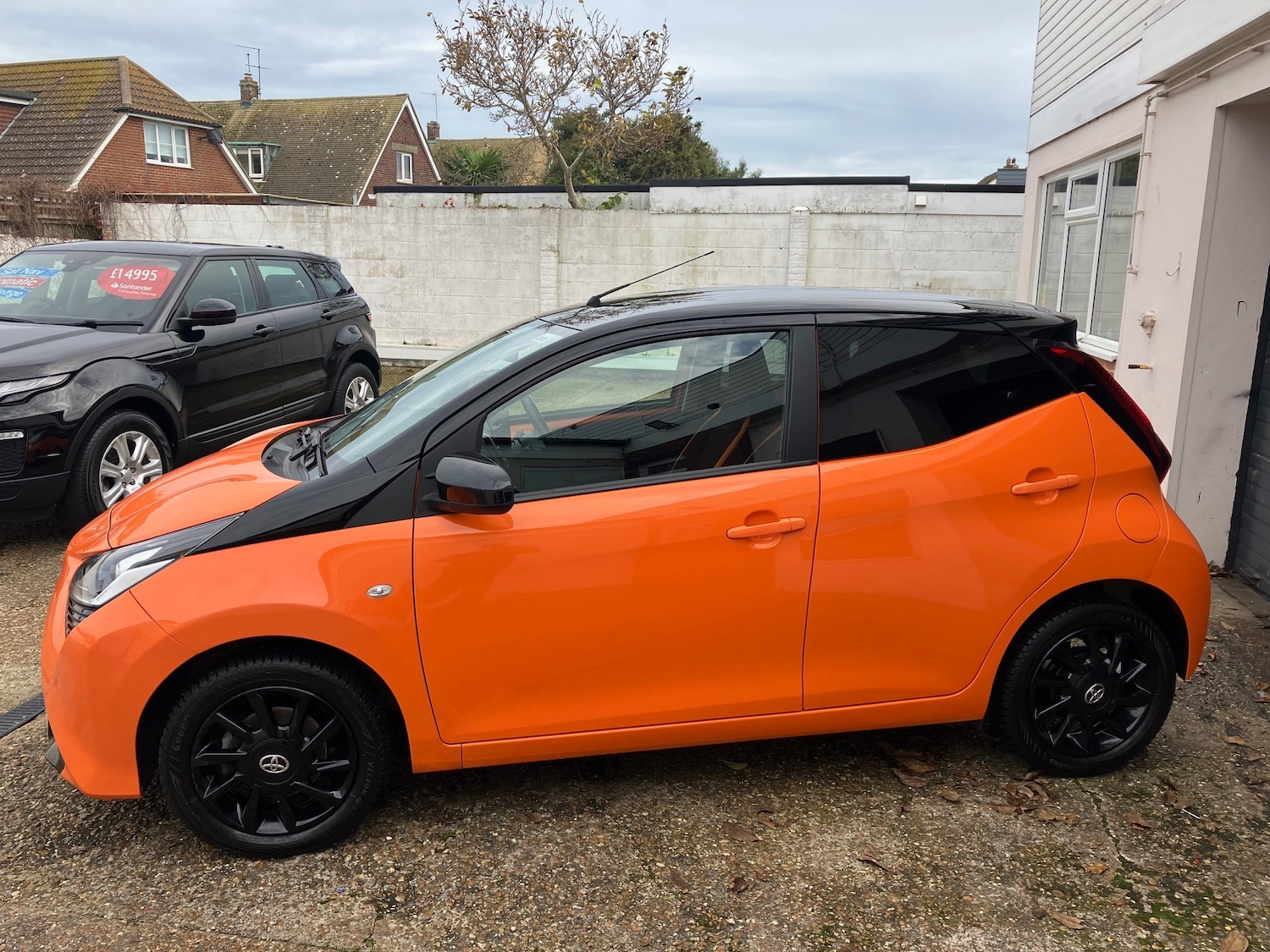 Used Toyota Yaris 2020 for sale - 76508871: Photo 10