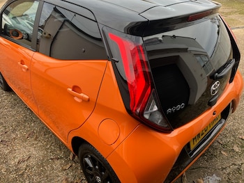 Used Toyota Yaris 2020 for sale - 76508871: Photo