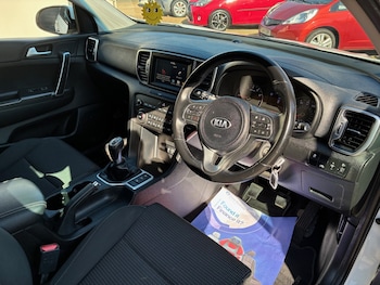 Used Kia Sportage 2018 for sale - 78228500: Photo