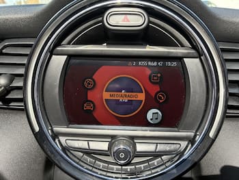 Used MINI Convertible 2018 for sale - 79743662: Photo